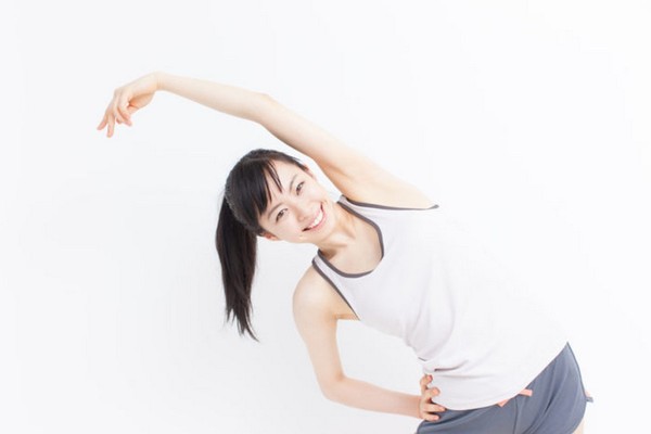 Metode Panjang Umur Ala Orang Jepang! Angkat Tangan Di atas Kepala